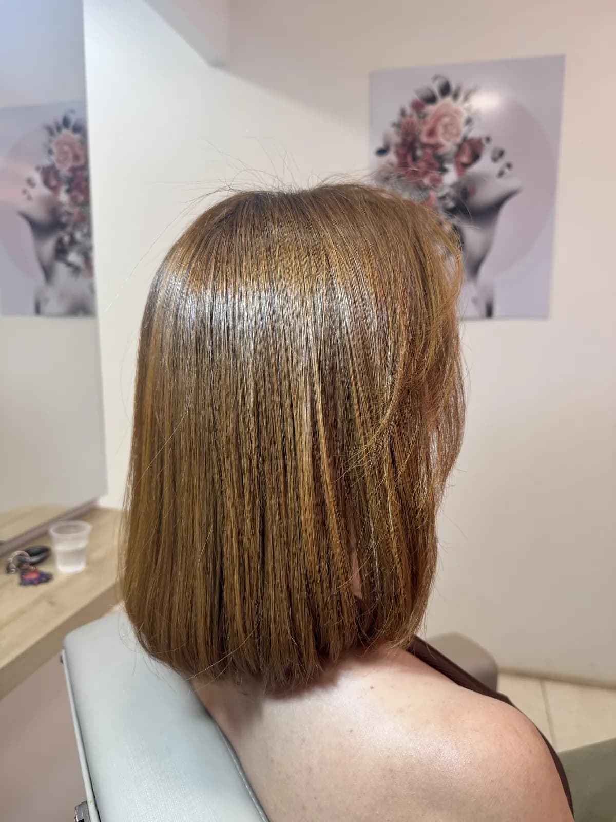 Alinhamento capilar em cabelo curto acobreado
